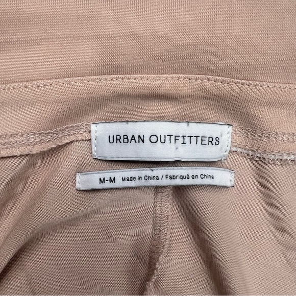 GUC Urban Outfitters Cropped Top - Picture 2 of 3